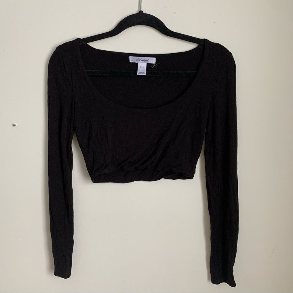 Revamped Black Scoop Neck Long Sleeve Crop Top Size Small
